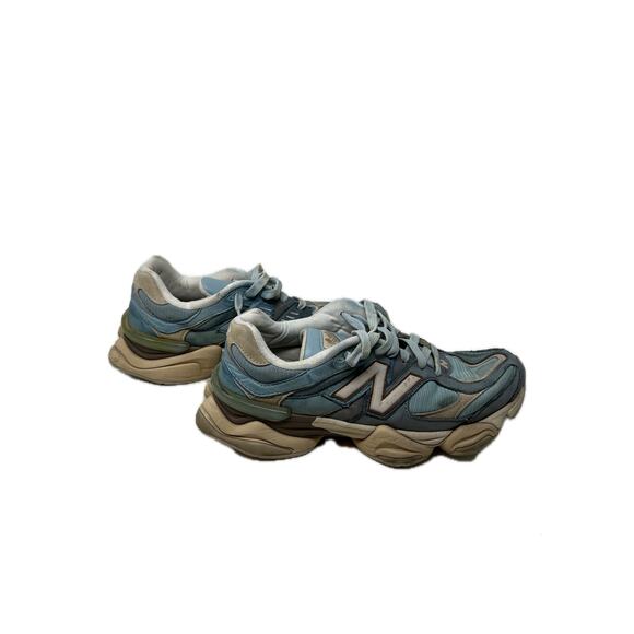 New Balance 9060 Sneakers 9.5 - Picture 4 of 8